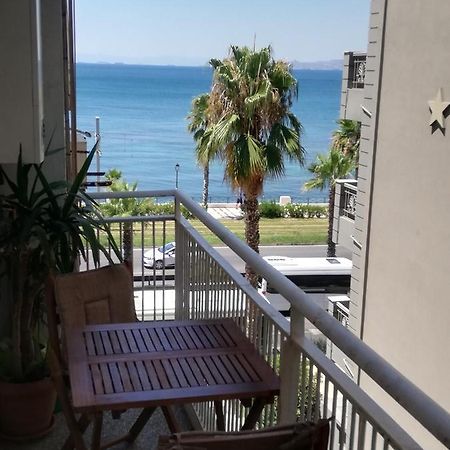 Athens Riviera Apt With Seaview, 15' To Acropolis Exterior photo